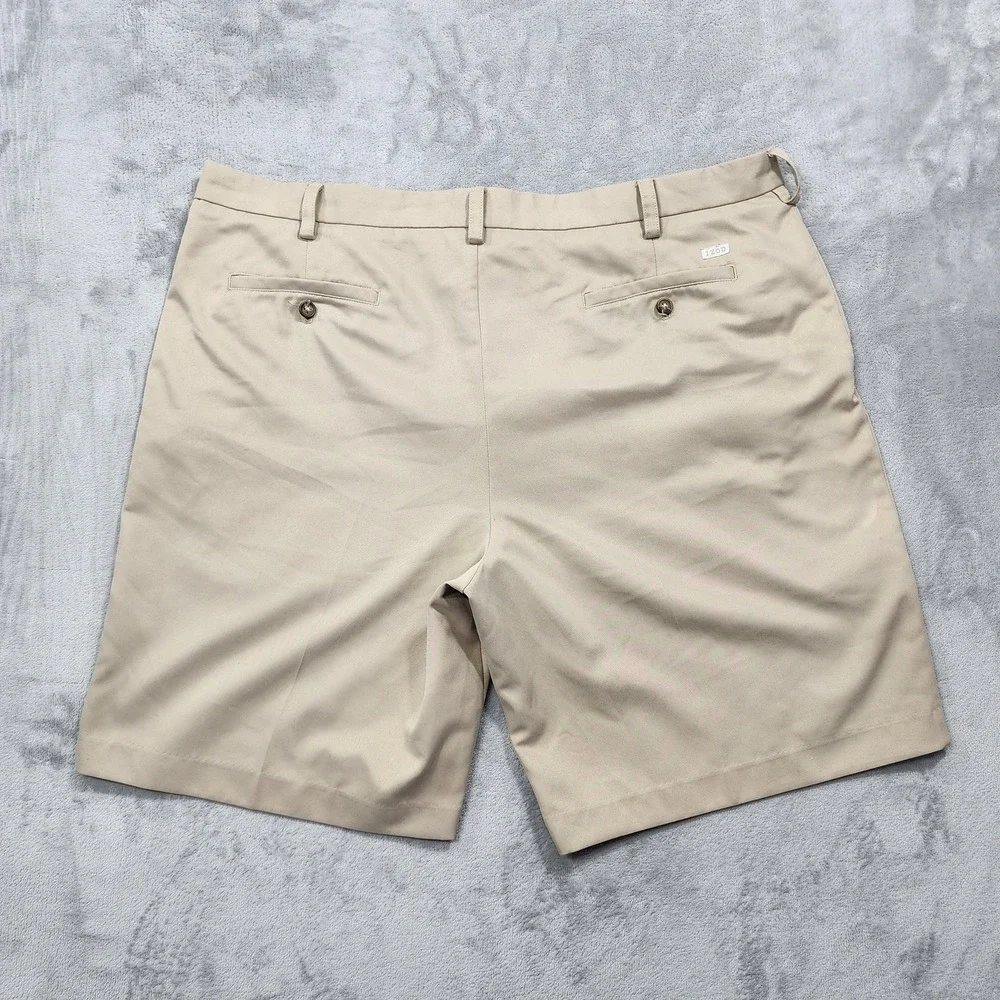 IZOD Shorts Mens 42 Beige Microfiber Chino Flat Front 10 Inseam Casual Summer